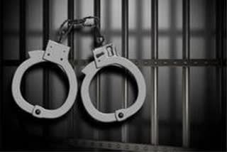 mumbai police arrest two accused in drug case