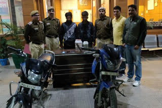 two man arrested vikaspuri in delhi