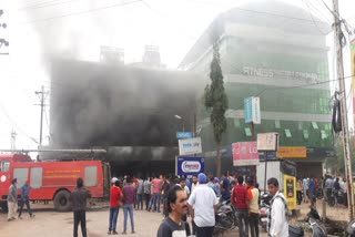 millions of electronic items were burnt Due to fire at electronic shop