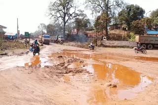 road situation in barajamda area of chaibasa worsens from bad