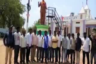 who destroyed the statue of Ambedkar should be arrested in mahabubabad