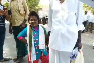 A dwarf (short)woman who has filed nominations for local body elections at chebrolu in guntur