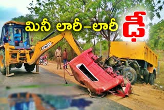 road-accident-in-warangal-district