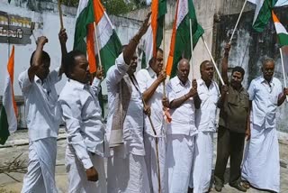 nagai myladudurai former congress members protests against former minister mani shankar aiyar