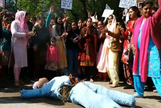 contract teachers protest in rupnagar