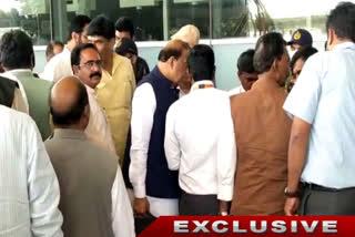 Congress MLAs seen at Bengaluru airport