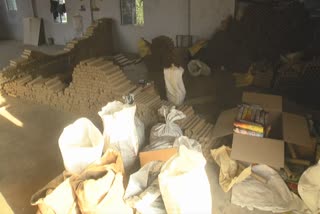 fireworks-plant-operating-without-permission-at-kovilpatti-200-kg-worthfireworks-plant-operating-without-permission-at-kovilpatti-200-kg-worth-of-explosives-seized-of-explosives-seized