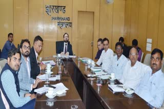 jharkhand Chief Secretary holds meeting regarding corona virus