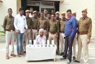 मोबाइल चोर गिरफ्तार, Mobile thief arrested