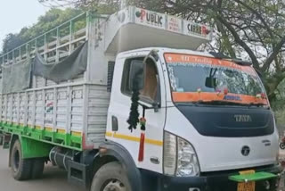 Cow smuggling wo truck seized by Basistha police