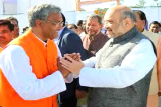 close-proximity-to-amit-shah-and-cm-trivendra