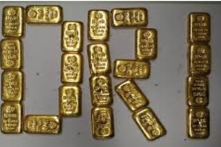 DRI sleuths seize 2.7 kilo gold  2.7 kilo gold  കൊൽക്കത്തയിൽ 2.7 കിലോ സ്വർണം പിടികൂടി  2.7 കിലോ സ്വർണം പിടികൂടി  കൊൽക്കത്ത