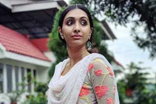 Actress Utthara Unni postpones her marriage due to corona outbreak