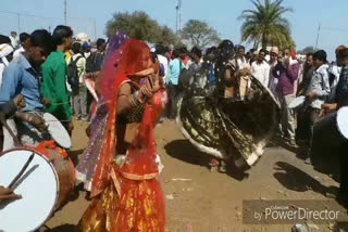 devotees-perform-rai-dance-at-kareela-mata-temple-ashoknagar