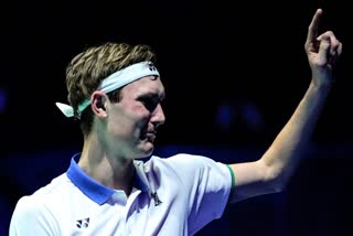 viktor-axelsen-clinch-mens-singles-title-at-all-england-open