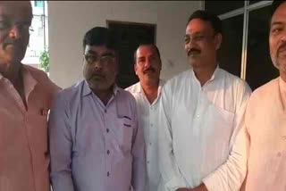 BJP District Panchayat members are talking leaving party