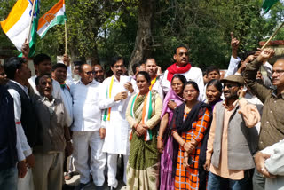 demonstration of congress in uttar pradesh