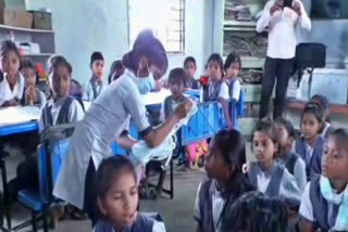 corona-awareness-campaign-at-zps-school-in-gondia