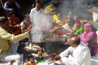 कोरोना वायरस को नष्ट करने के लिये किया गया महायज्ञ