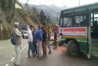 कंडक्टर से मारपीट