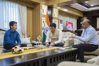 পাকে টাইগাৰ ৰিজাৰ্ভৰ মাজেৰে হ'বলগীয়া নিৰ্মাণকাৰ্য বন্ধ ৰখাৰ নিৰ্দেশ পেমা খাণ্ডুৰ