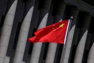 China announces revocation of accreditation of journalists of 3 major US newspapers china latest news china corona news അമേരിക്കന്‍ മാധ്യമപ്രവര്‍ത്തകര്‍ക്ക് ചൈനയില്‍ വിലക്ക്