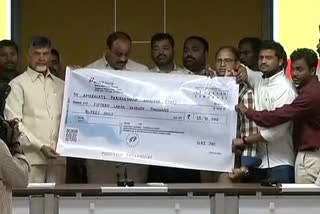 nris 15 lakhs fund for amaravathi