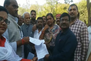 Angry Congress workers submitted memorandum