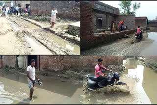 Public upset due to accumulation of water on the road