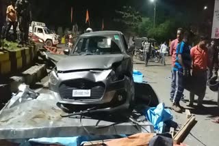 Uncontrolled trailer hit two cars including auto and bike in jamshedpur