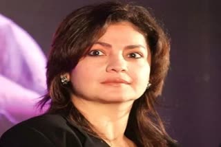 pooja bhatt