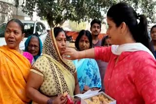 women played holi in kashi after nirbhaya convicts hanging