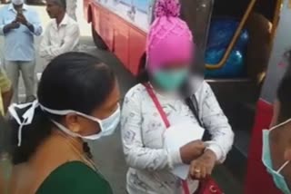 A lady who returned from dubai was put out of bus