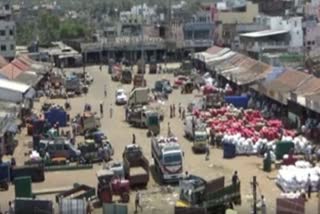 vegetable market will be fully enclosed due to the public curfew