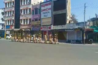 कर्फ्यू का दूसरा दिन, second day of curfew