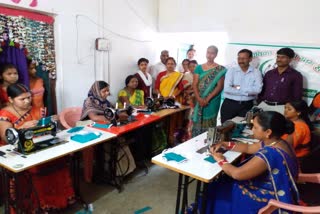 Women of Daru village of Hazaribag are making masks to fight with corona virus