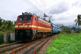 janata-curfew-16-express-and-39-passenger-trains-of-east-coast-railway-canceled