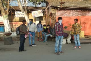 People arrive at bus stand late at night all  transport are canceled