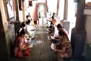 Mantra chanting in the Maharaja's Mutt praying to abolish Corona