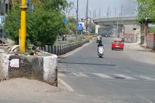 There was complete silence at Seelampur Chowk during Janta curfew