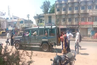 bus stopped in ranebennuru