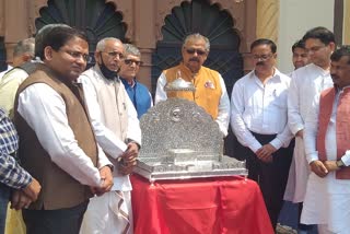 9 kg silver throne built for ramlala in ayodhya