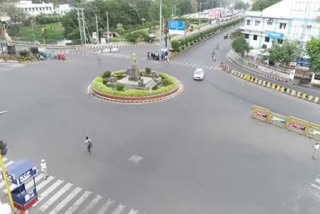 empty roads  in Vijayawada due to lock down about corona virus