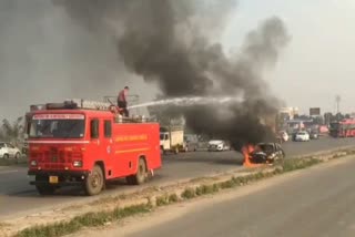 Fire in car moving to delhi panipat road