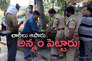 Transport officers Orange Meals For Lorry Driver In Lock Down Border