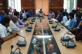 Deputy Commissioner holds meeting with all businessmen in deoghar