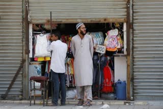 pakistan-government-to-enforce-a-nationwide-lockdown-to-contain-the-virus-outbreak