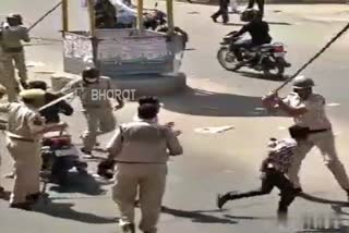 Lathi charge by the police