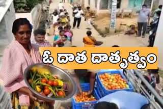 krishna man distribute vegetable for free