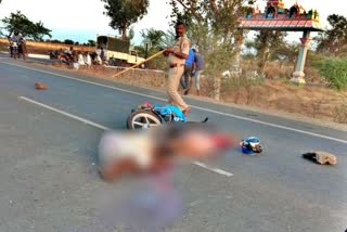 bike-and-lorry-accident-in-belagavi-bagalakote-national-highway